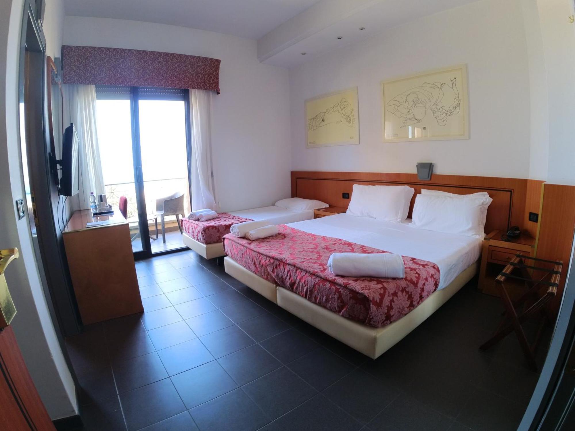 Hotel Nettunia Rimini Zimmer foto