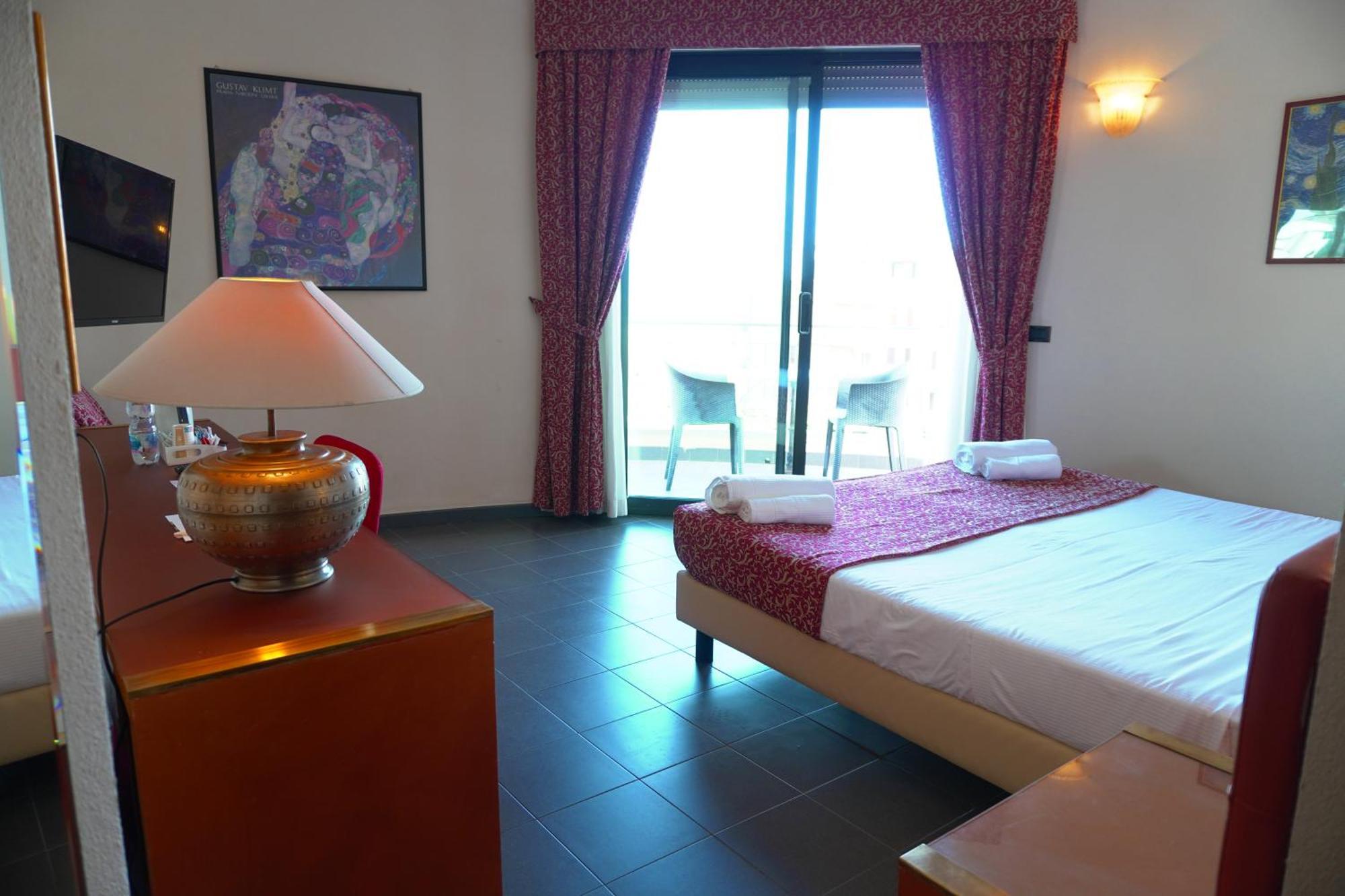 Hotel Nettunia Rimini Zimmer foto
