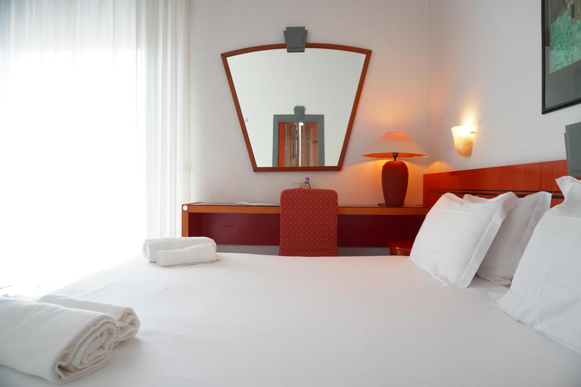 Hotel Nettunia Rimini Zimmer foto